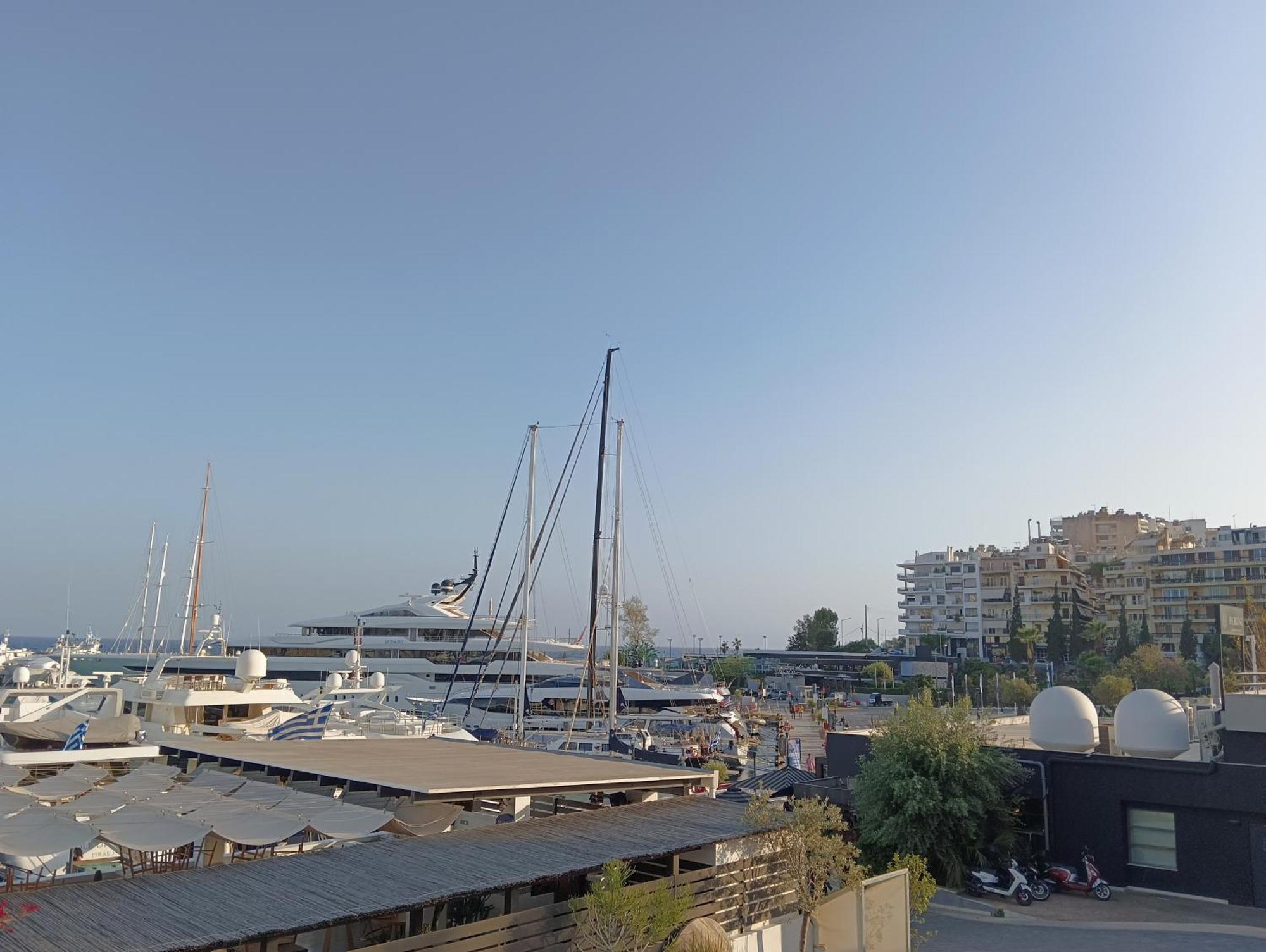Marina Zea Christina'S House Lägenhet Pireus Exteriör bild